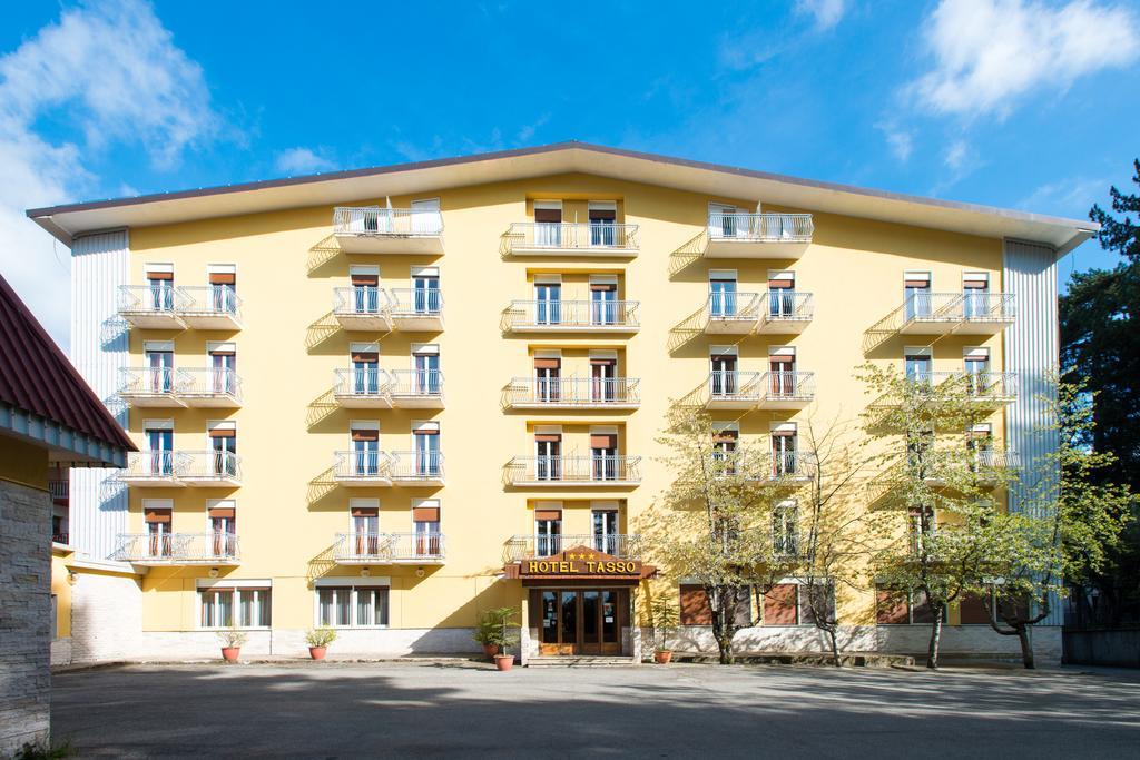Hotel Tasso Camigliatello Silano Kültér fotó