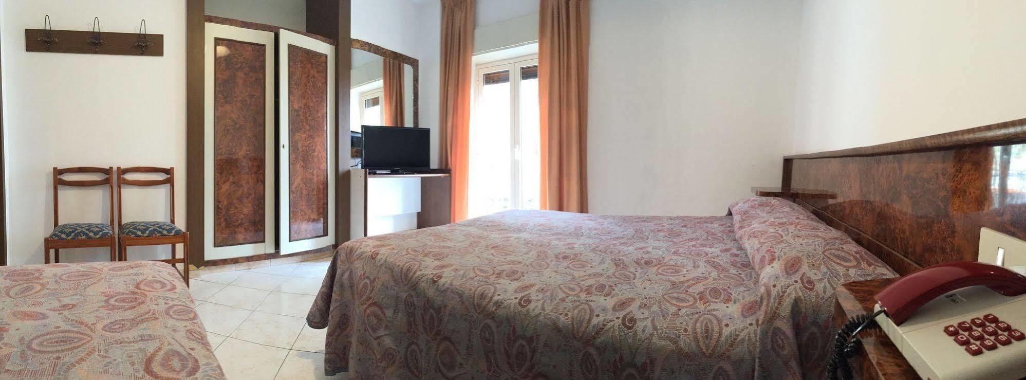 Hotel Tasso Camigliatello Silano Kültér fotó