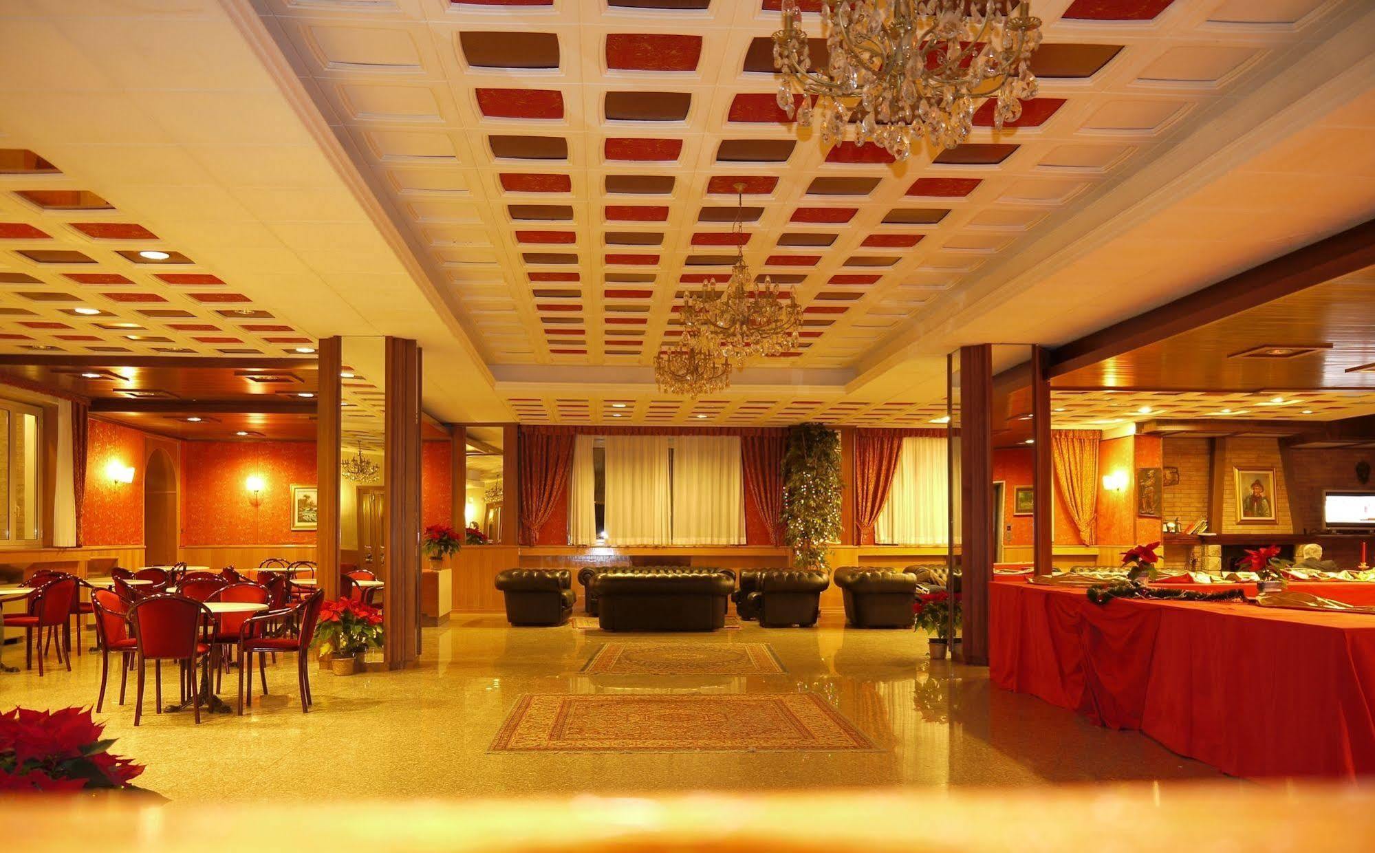Hotel Tasso Camigliatello Silano Kültér fotó